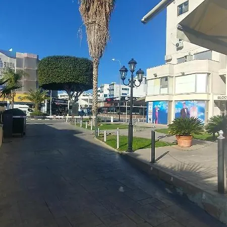 Lordos Seafront לימסול